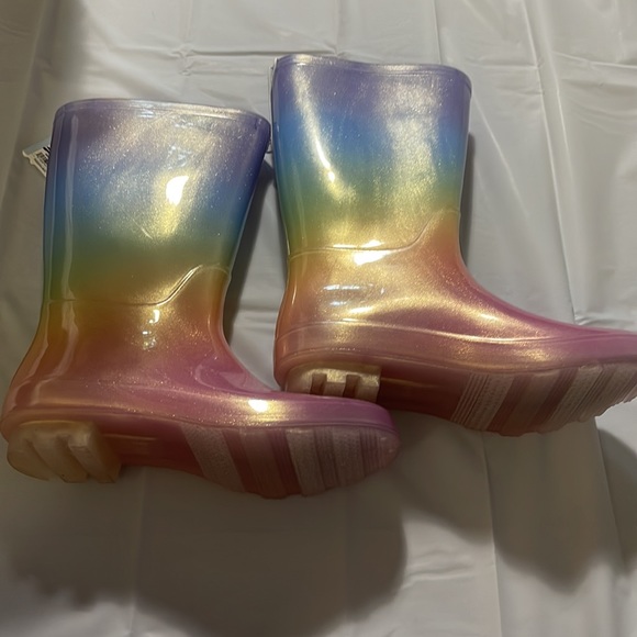 Cat & Jack Big Girl’s Size 4 Rainbow Multi Color Cece Pull On Rain Boots - Picture 6 of 7